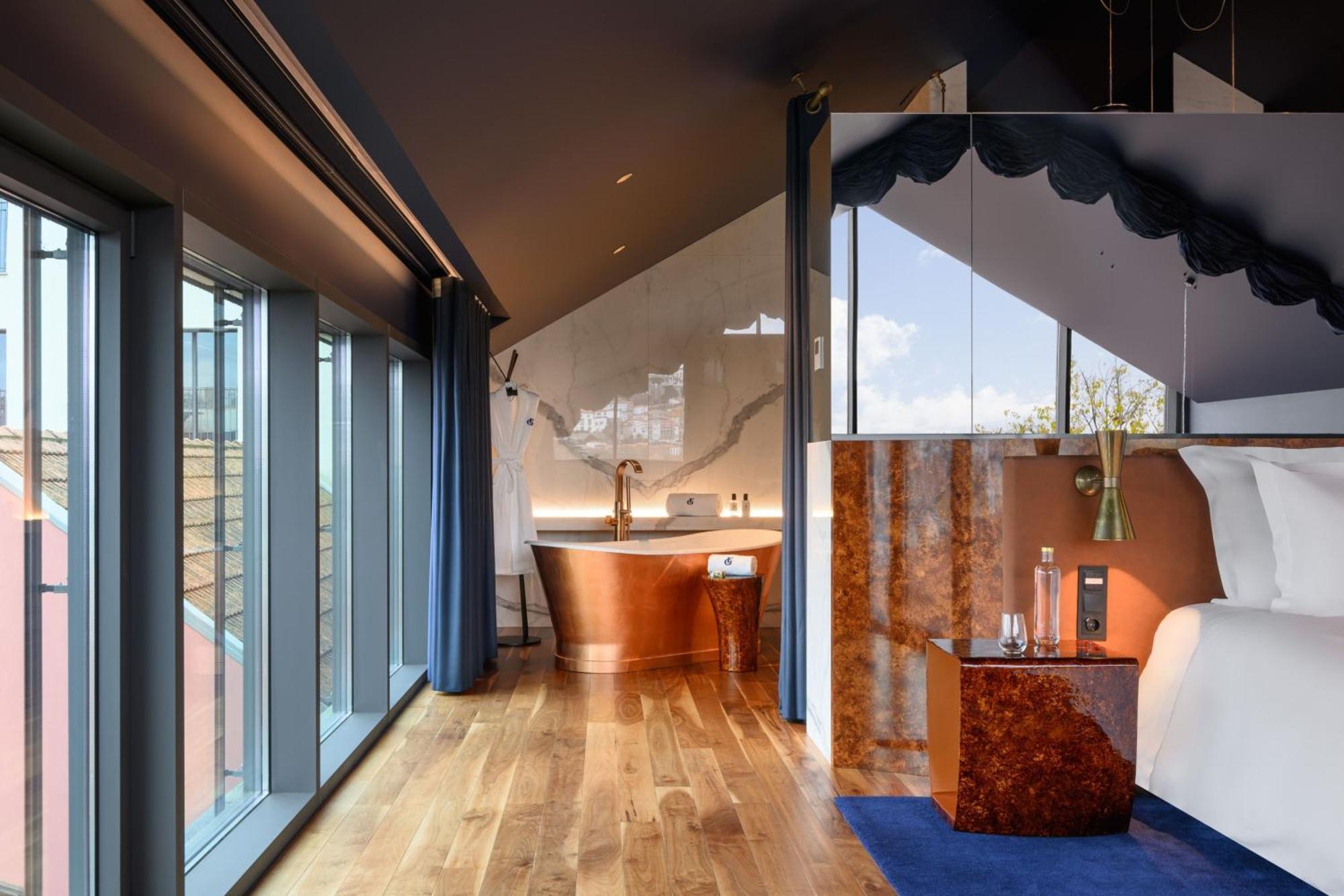 Forte De Gaia, Autograph Collection Vila Nova de Gaia Bagian luar foto The penthouse suite