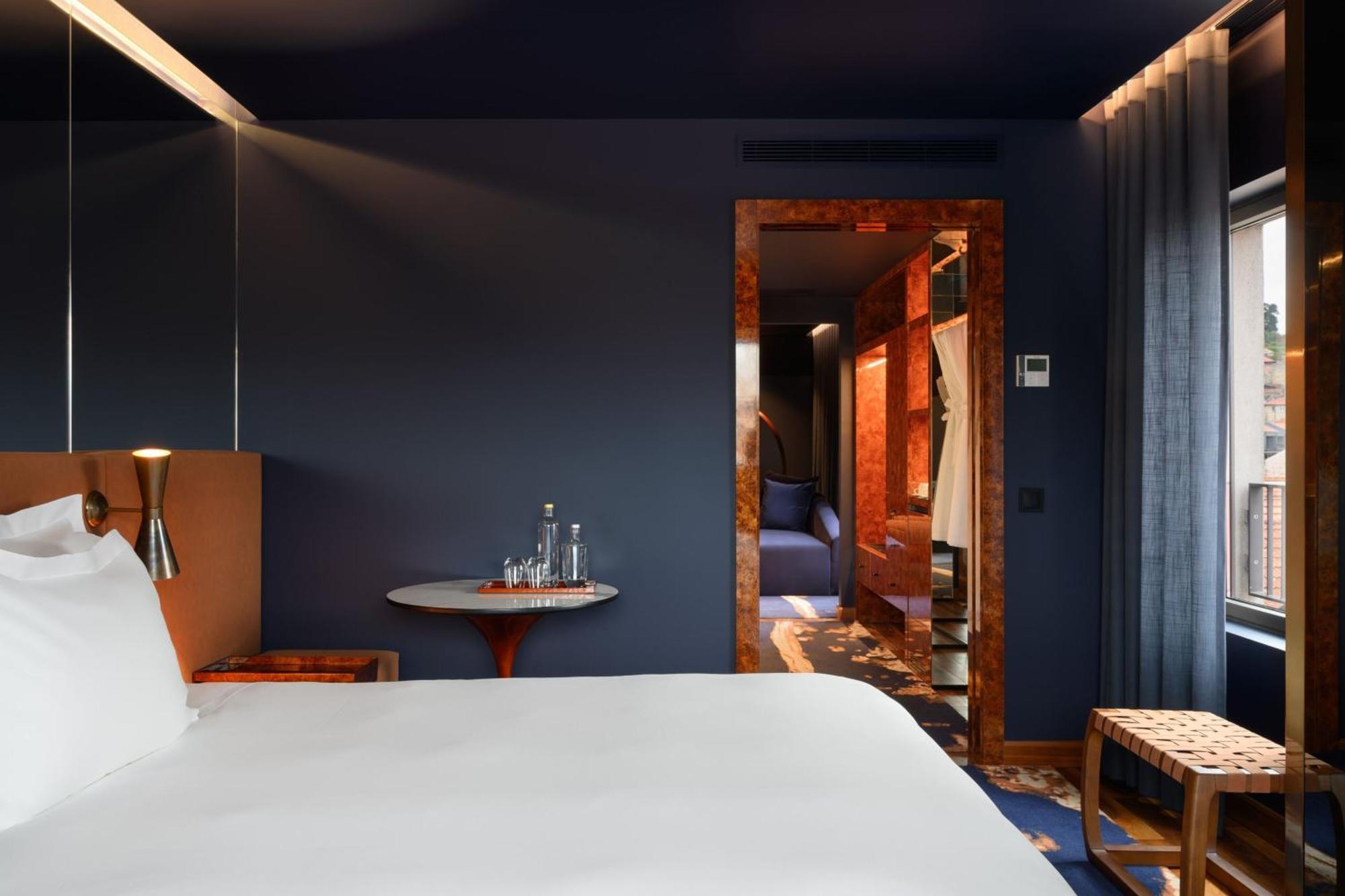 Forte De Gaia, Autograph Collection Vila Nova de Gaia Bagian luar foto A room at the hotel