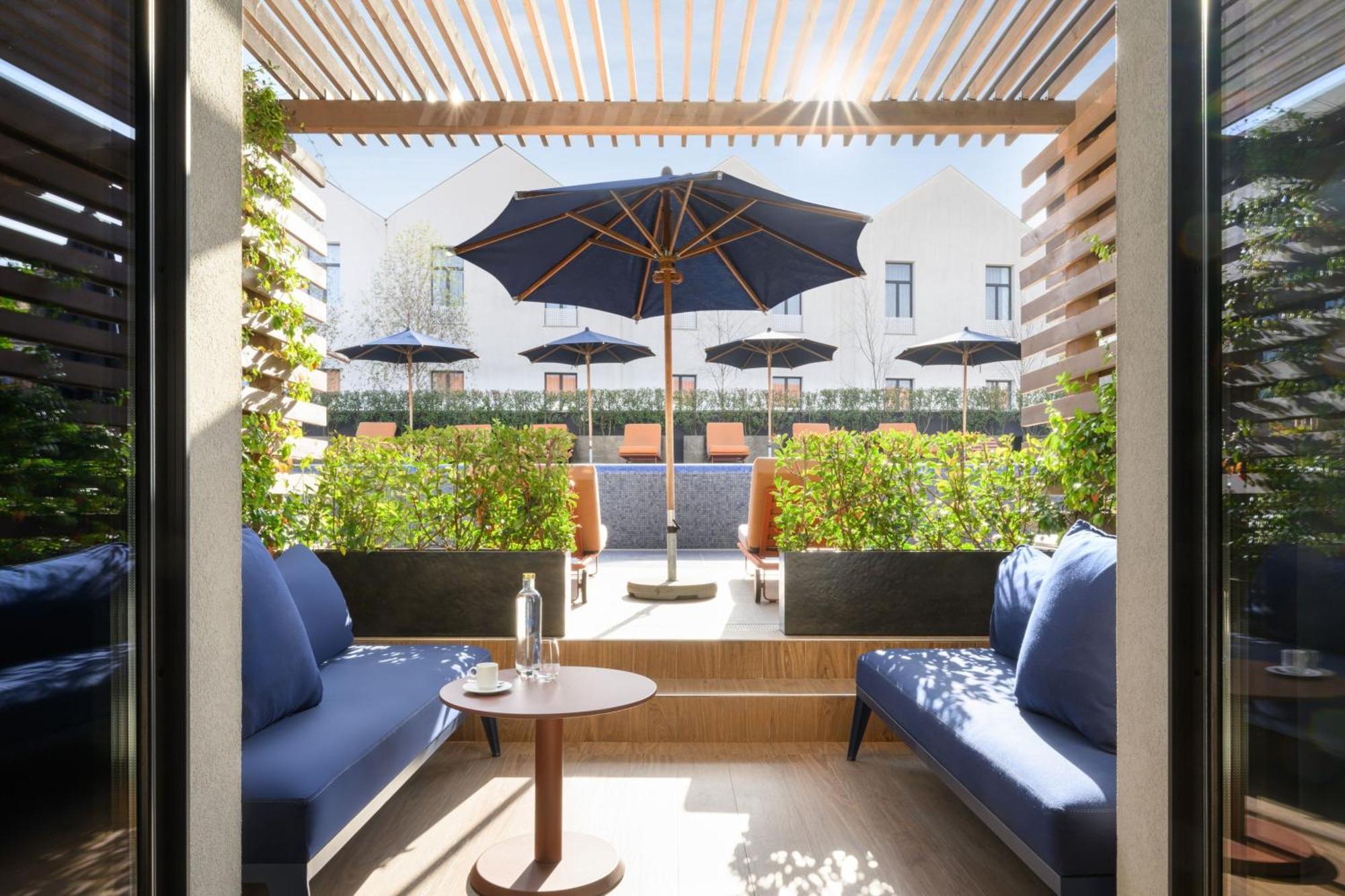 Forte De Gaia, Autograph Collection Vila Nova de Gaia Bagian luar foto The Terrace at The Standard East Village